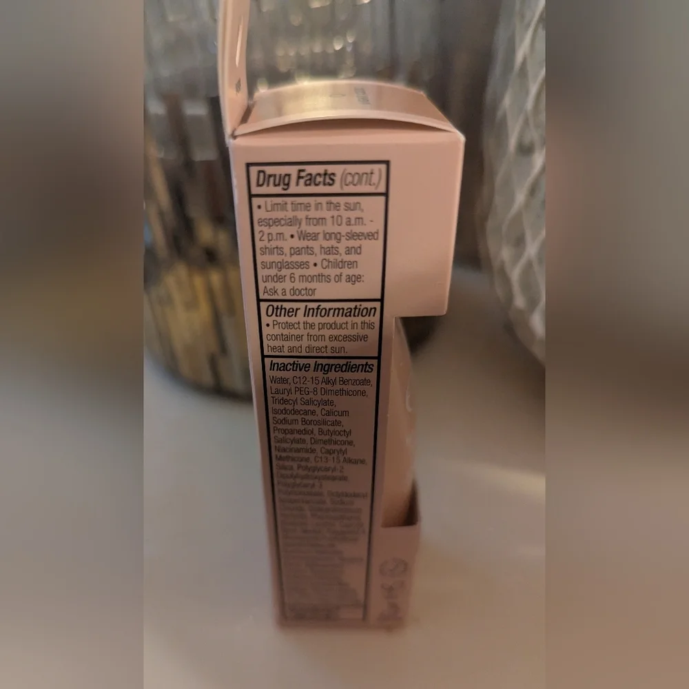 Brand New Unused Elf Halo Glow Skin Tint 6 Light Cool
